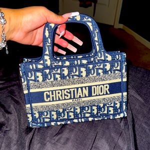 - Christian Dior Purse